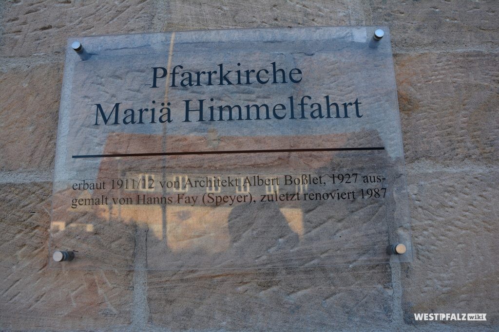 Informationstafel an der Kath. Pfarrkirche Mariä Himmelfahrt in Ramsen.