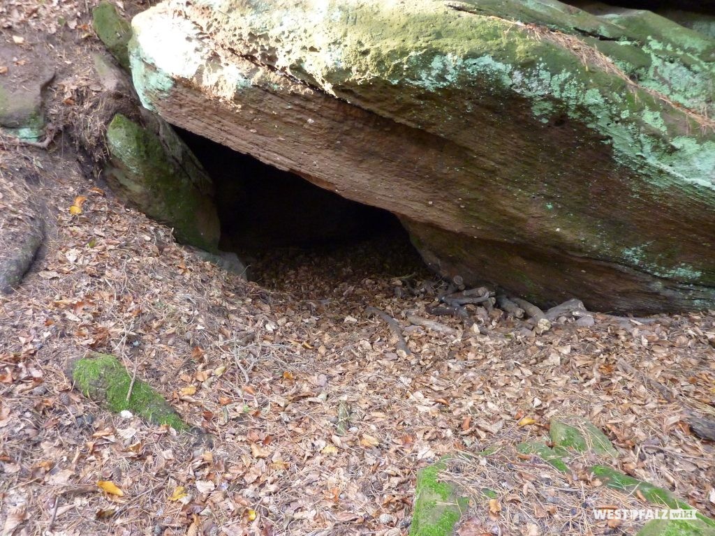 Eingang der Stumpfwaldhöhle bei Ramsen