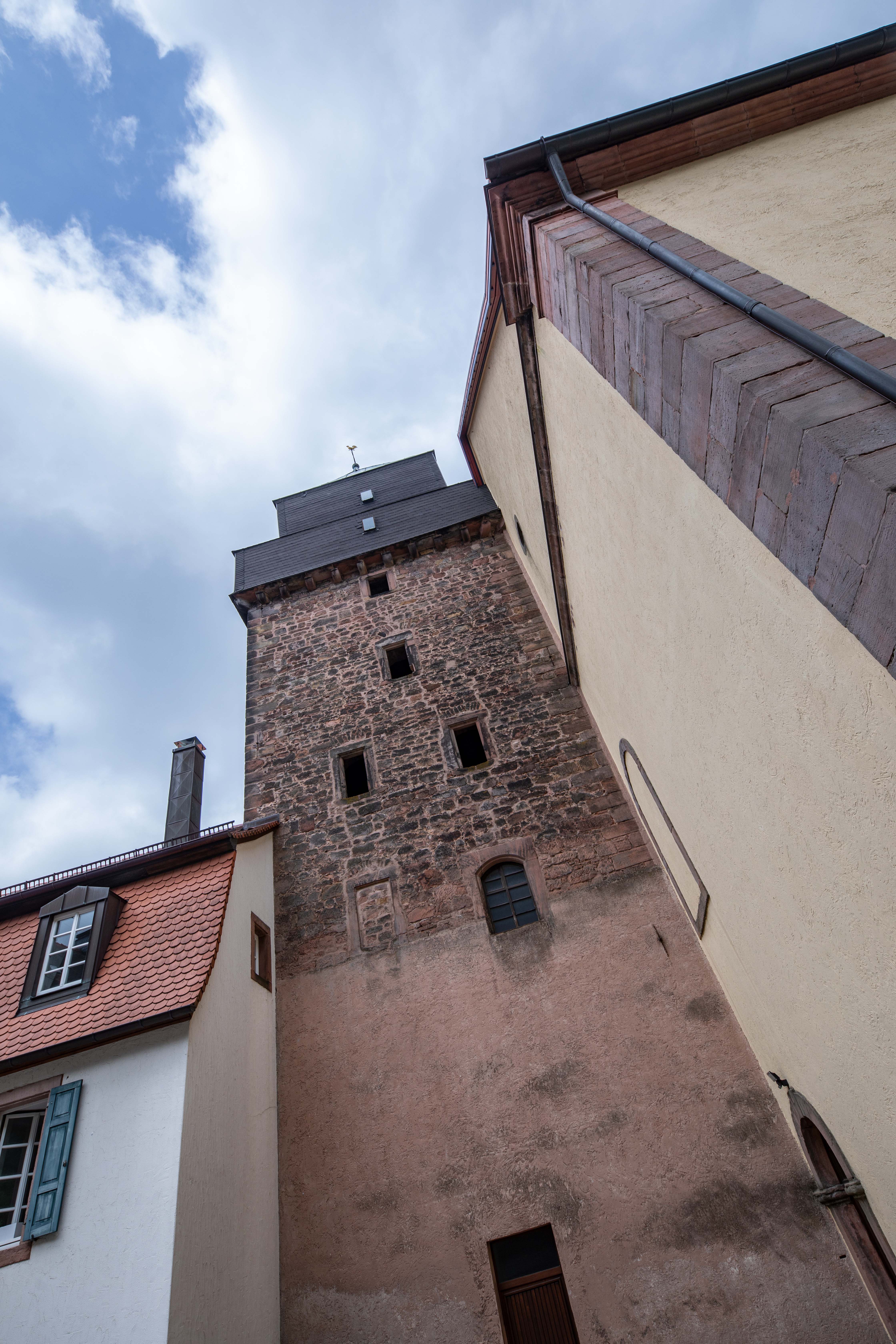 Turm der St. Andreas Kirche in Landstuhl