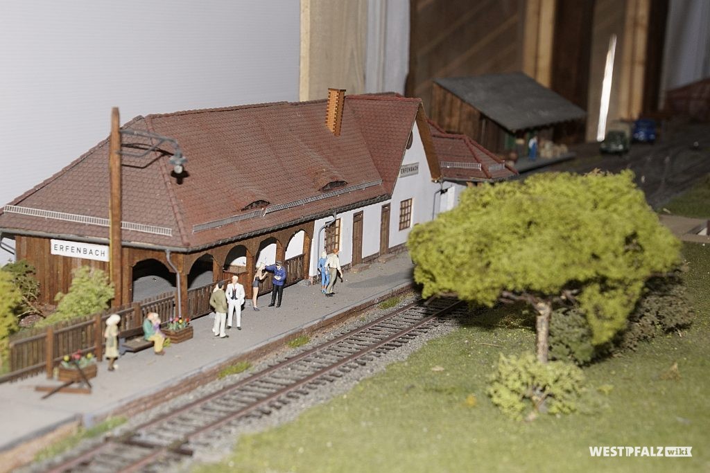 Eisenbahnmodell im Bachbahnmuseum in Erfenbach