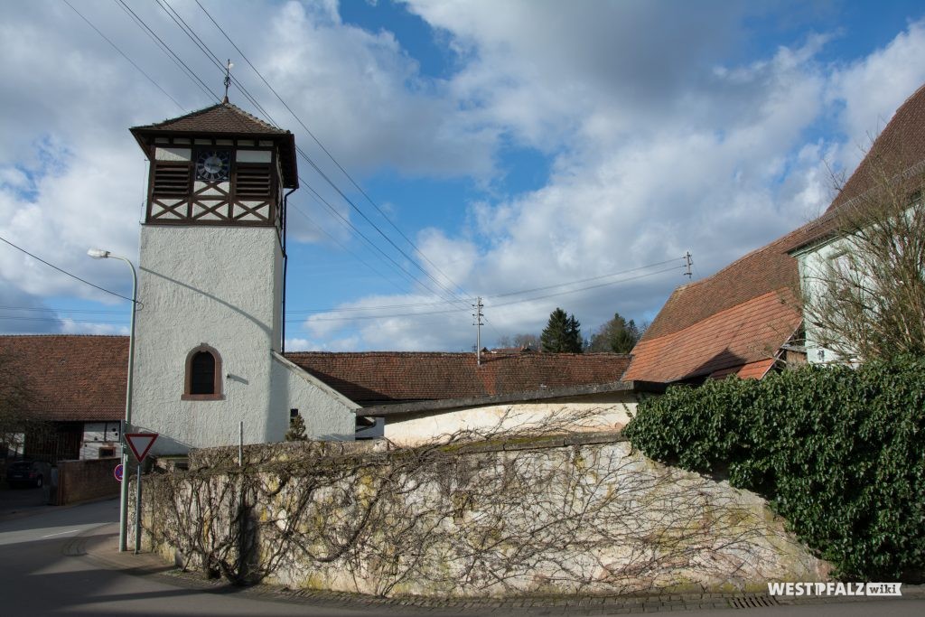 Glockenturm in Mehlbach