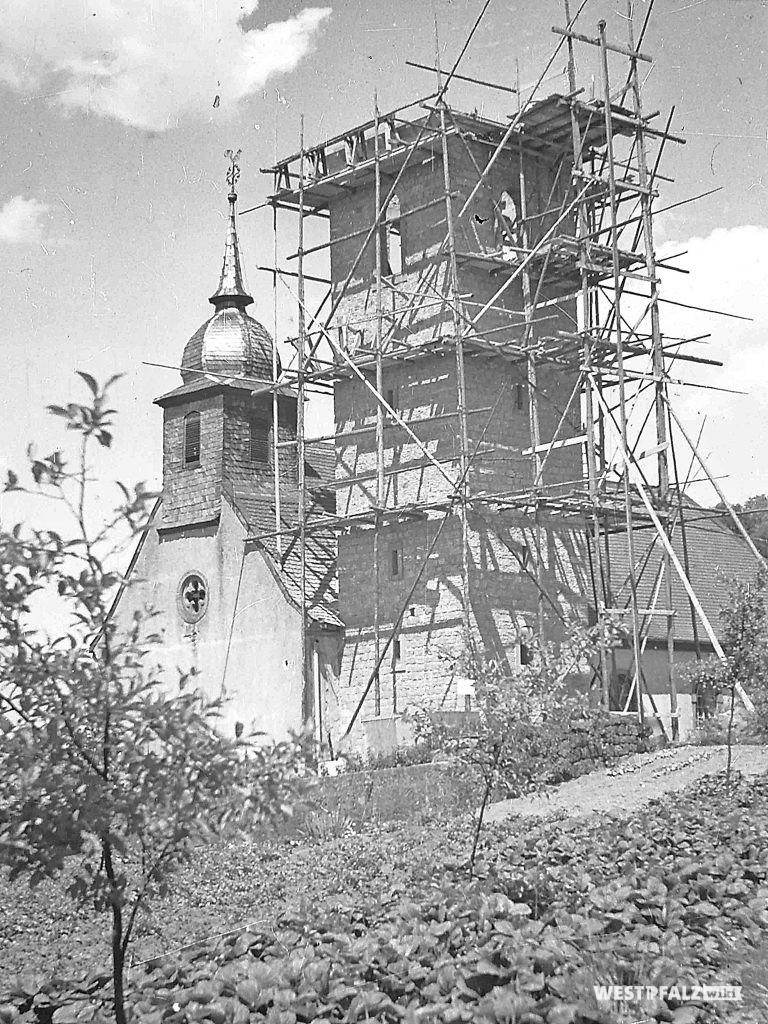 Protestantische Kirche - Neubau Kirchturm