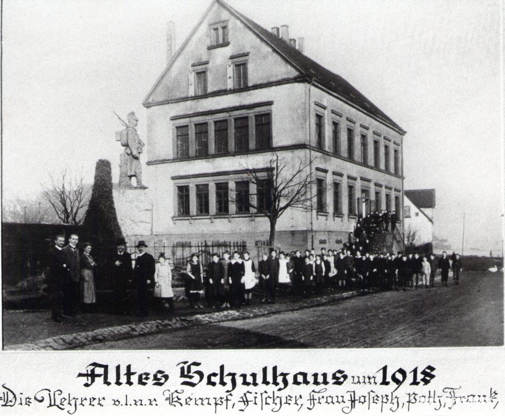 Ehemalige Volksschule in Erfenbach