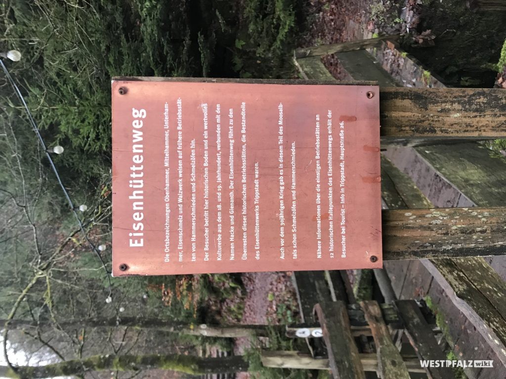 Schild zum Eisenhüttenweg an der Klug`schen Mühle