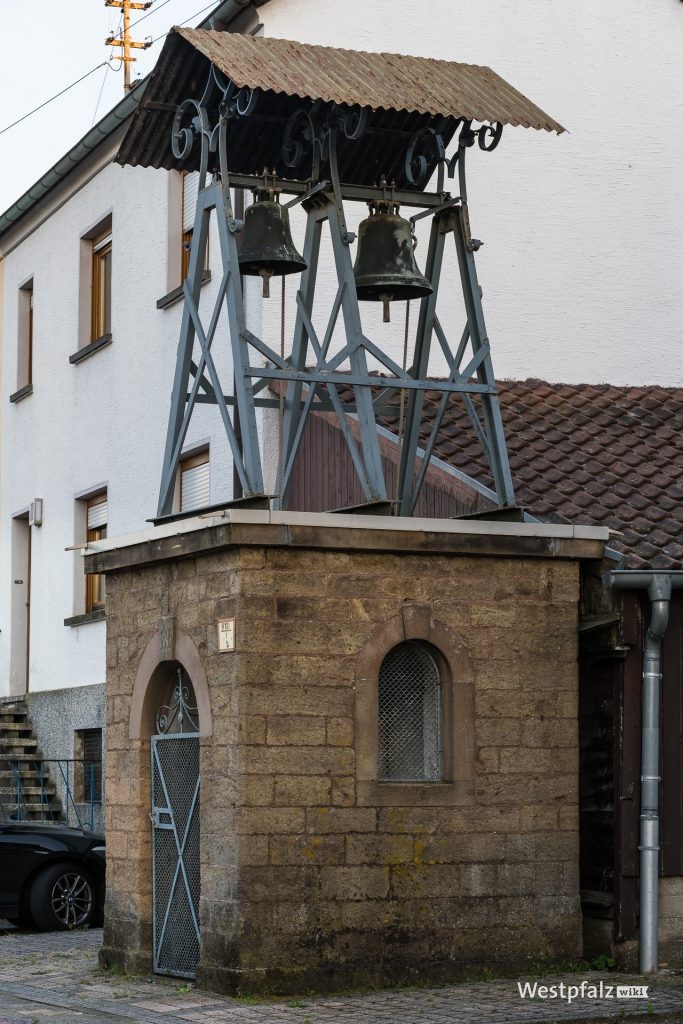 Glockenturm in Schneckenhausen