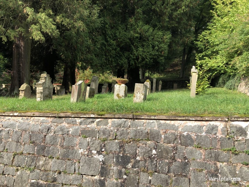Neuer jüdischer Friedhof in Niederkirche