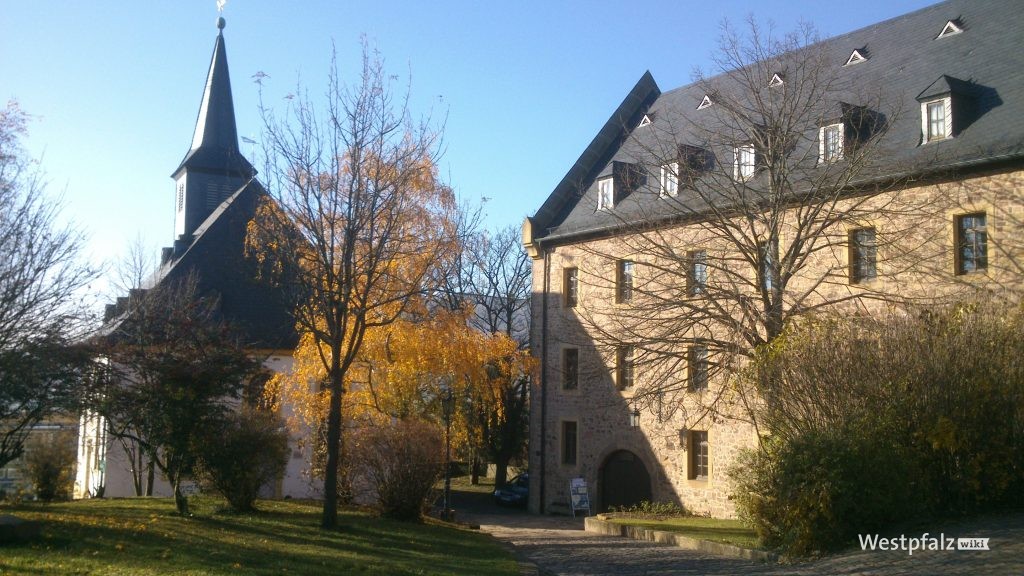 Blick auf die Burgkirche