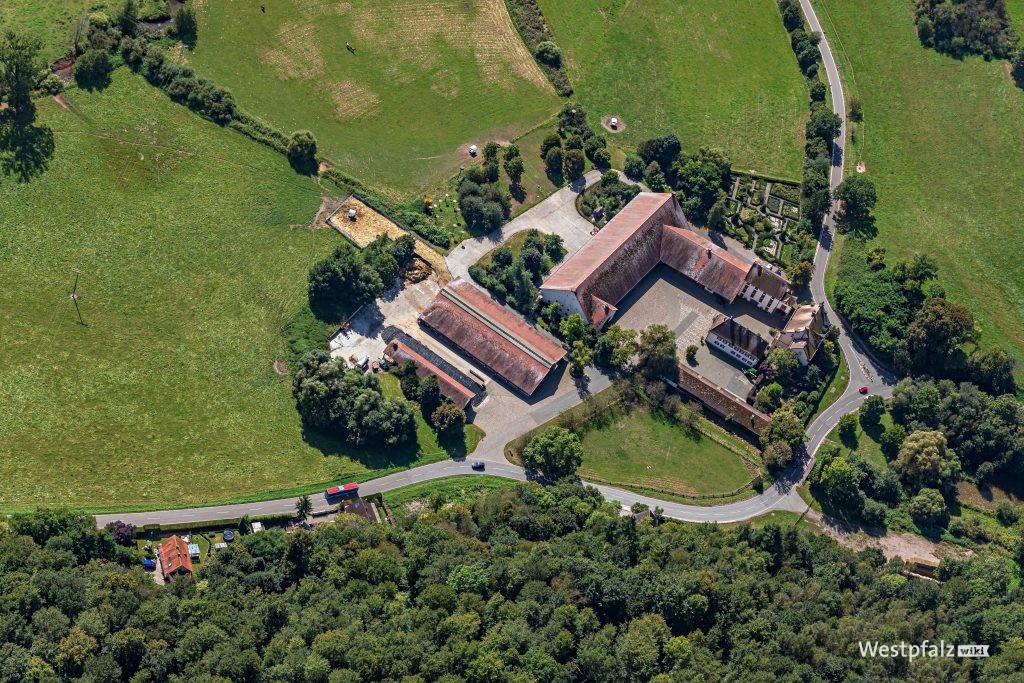 Luftaufnahme vom Kirschbacherhof