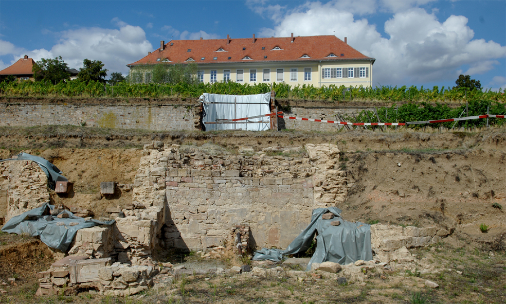 Schlo├ƒgarten_Terrasseng#EEF