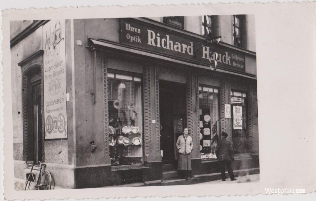 Optikerladen Hauck vor dem 2. Weltkrieg