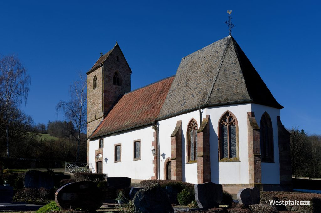 Kirche mit anliegendem Friedhof